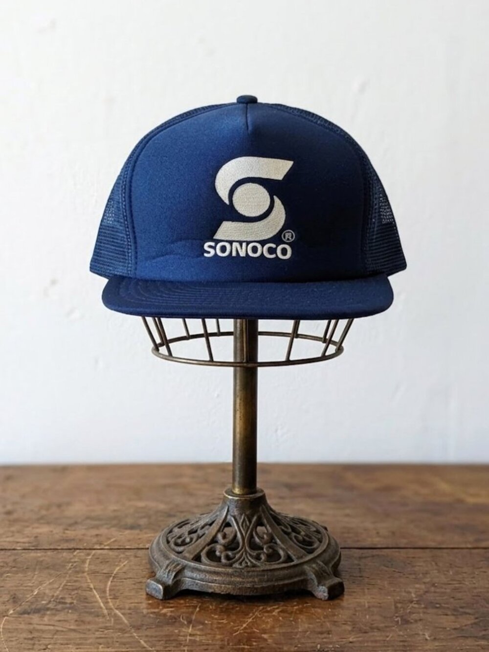 Sonoco Snap Back Truckers Hat Ball Cap Navy Blue White Designer Award Vintage